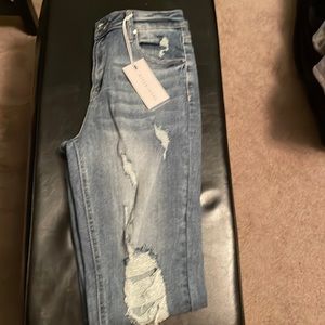 Risen Jeans